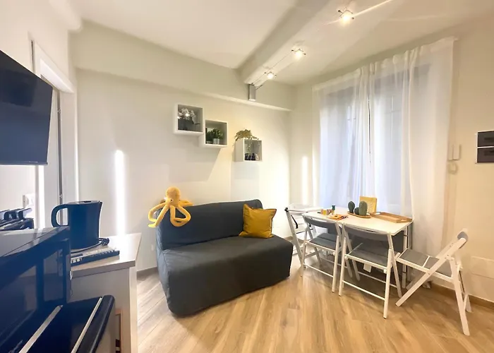 Happy Family Apartments Incantesimo